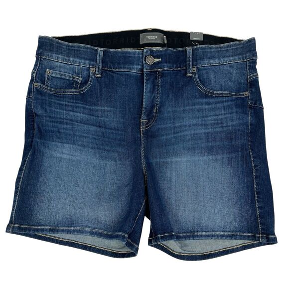 NEW Torrid 5” Bombshell Premium Stretch High Rise Denim Jean Shorts Size 18 - Picture 1 of 7
